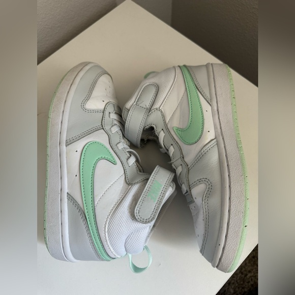 Kids' Court Borough 2 High Top Sneaker - Picture 2 of 3